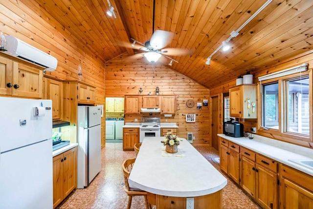 180 Lake Rd, House detached with 4 bedrooms, 2 bathrooms and 12 parking in Georgian Bay ON | Image 36