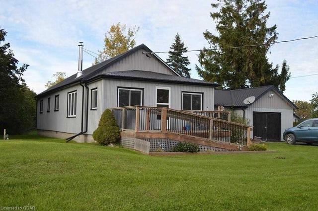 644 Smokes Point Rd, House detached with 2 bedrooms, 1 bathrooms and 2 parking in Prince Edward County ON | Image 1