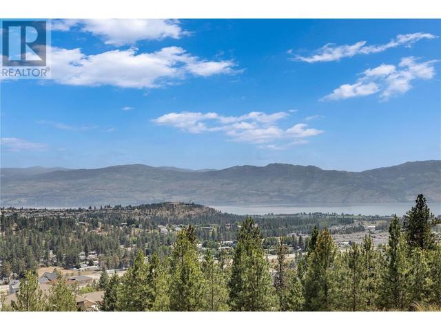 2 - 3404 Sundance Drive, House attached with 2 bedrooms, 2 bathrooms and 4 parking in West Kelowna BC | Image 40