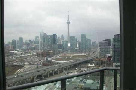 3111 - 215 Fort York Blvd, Condo with 2 bedrooms, 1 bathrooms and 1 parking in Toronto ON | Image 6