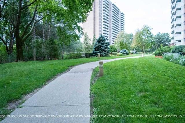 1605 - 250 Scarlett Rd, Condo with 2 bedrooms, 2 bathrooms and 1 parking in Toronto ON | Image 24