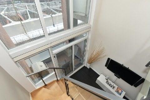 314 - 1 Shaw St, Condo with 1 bedrooms, 1 bathrooms and 1 parking in Toronto ON | Image 3