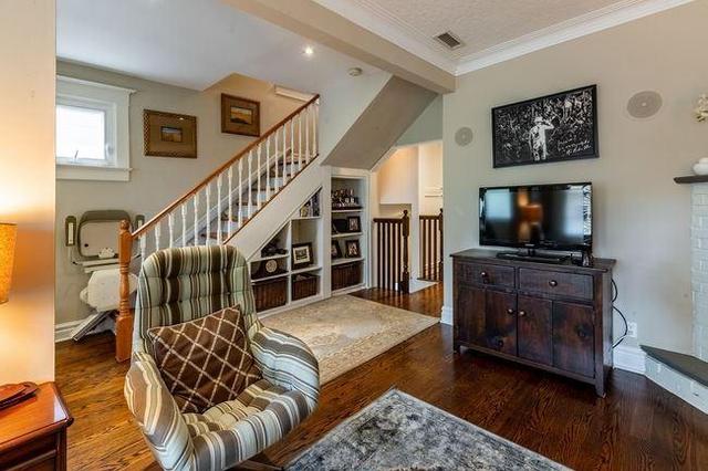 8 Carey Rd, House detached with 3 bedrooms, 3 bathrooms and 1 parking in Toronto ON | Image 8