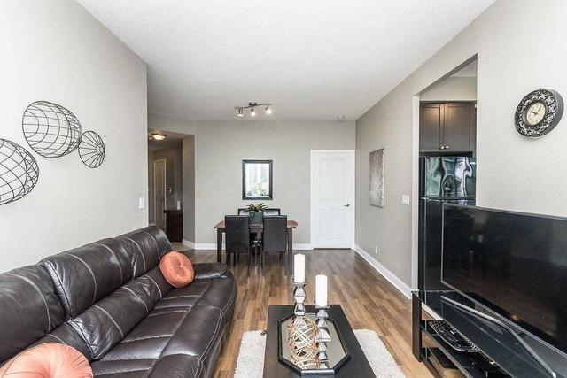809 - 90 Absolute Ave, Condo with 2 bedrooms, 2 bathrooms and 1 parking in Mississauga ON | Image 2