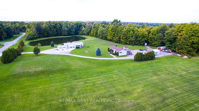 11871 Cold Creek Rd, Home with 9 bedrooms, 12 bathrooms and 40 parking in Vaughan ON | Image 14