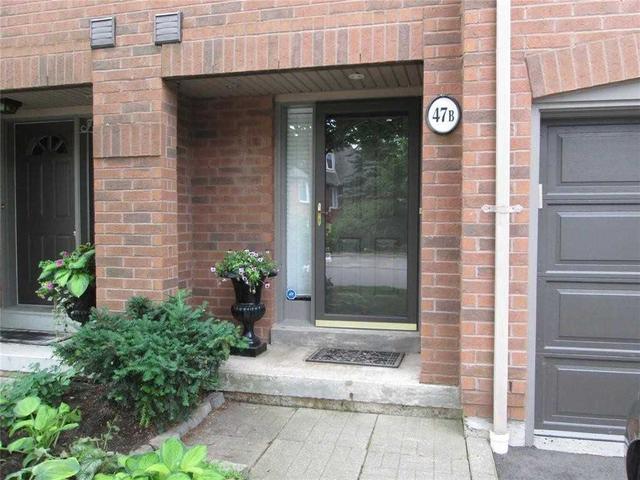 47b - 1084 Queen St W, Townhouse with 3 bedrooms, 3 bathrooms and 2 parking in Mississauga ON | Image 12