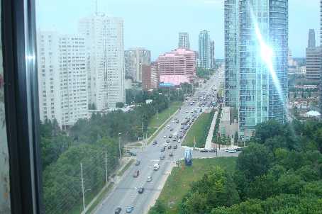 2007 - 200 Robert Speck Pkwy, Condo with 3 bedrooms, 2 bathrooms and 2 parking in Mississauga ON | Image 2