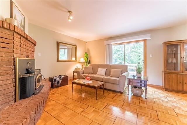 26 Eileen Street, House detached with 3 bedrooms, 3 bathrooms and 8 parking in Laurentian Valley ON | Image 12