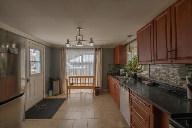 117 Bedford Street, House detached with 2 bedrooms, 1 bathrooms and 2 parking in Cornwall ON | Image 8