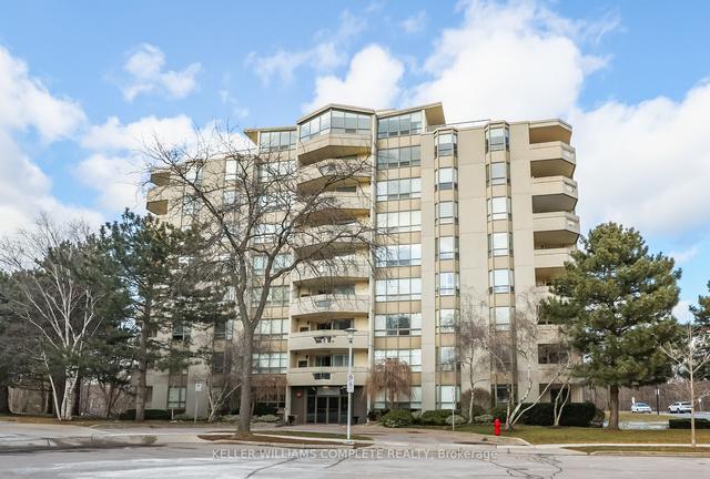 505 - 6 Village Green Blvd, Condo with 2 bedrooms, 2 bathrooms and 1 parking in Hamilton ON | Image 1
