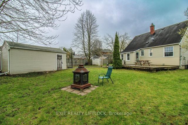 438 Hamilton St, House detached with 4 bedrooms, 2 bathrooms and 3 parking in Peterborough ON | Image 15