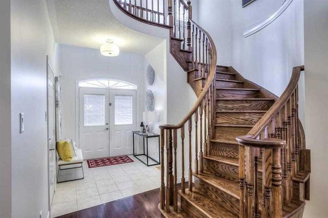 2333 Baronwood Dr, House detached with 4 bedrooms, 4 bathrooms and 4 parking in Oakville ON | Image 10