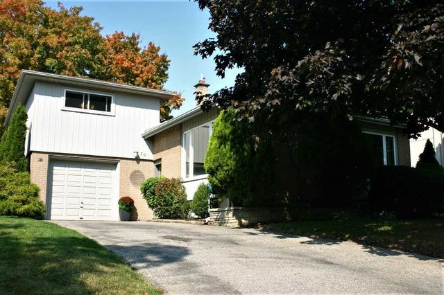 30 Millburn Dr, House detached with 4 bedrooms, 3 bathrooms and 5 parking in Toronto ON | Image 1
