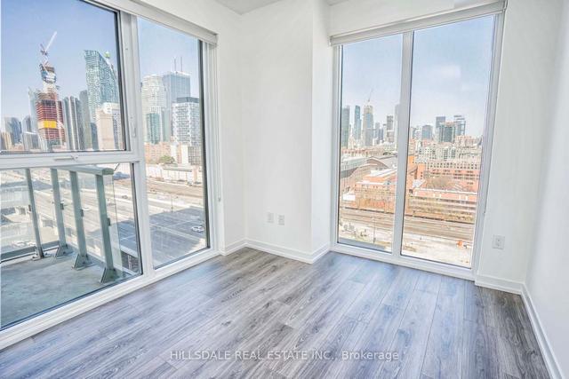 1017 - 20 Richardson St, Condo with 1 bedrooms, 1 bathrooms and 1 parking in Toronto ON | Image 3