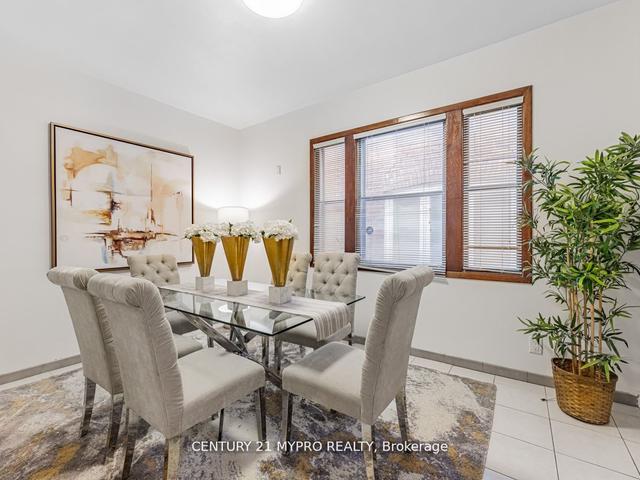 1943 Dufferin St, House detached with 3 bedrooms, 4 bathrooms and 3 parking in Toronto ON | Image 22