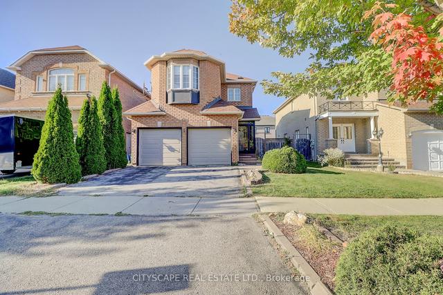 640 Highglen Ave, House detached with 3 bedrooms, 4 bathrooms and 6 parking in Markham ON | Image 1