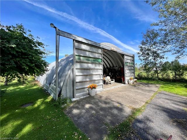 8845 Lyons Creek Rd Road, House detached with 4 bedrooms, 2 bathrooms and 30 parking in Niagara Falls ON | Image 46