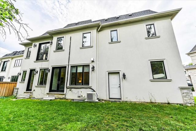 13 Olive Villa Crt, House detached with 3 bedrooms, 5 bathrooms and 4 parking in Markham ON | Image 35