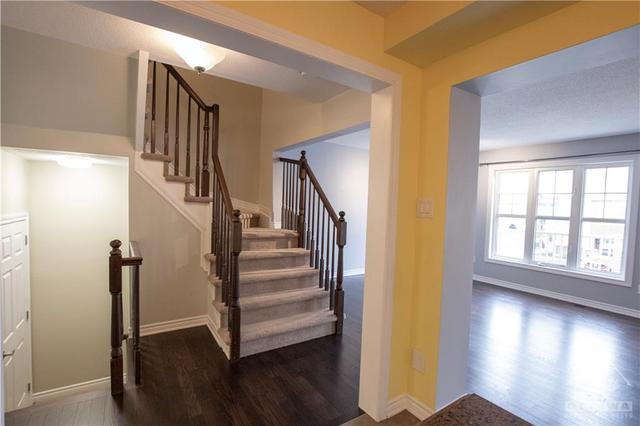 502 Snow Goose Street, Townhouse with 2 bedrooms, 3 bathrooms and 2 parking in Ottawa ON | Image 15