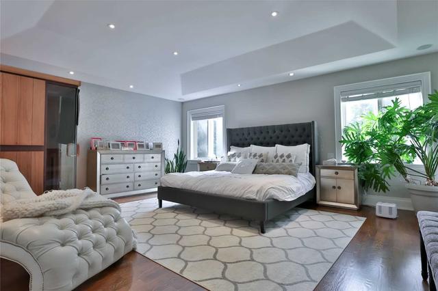181 Ridley Blvd, House detached with 5 bedrooms, 5 bathrooms and 6 parking in Toronto ON | Image 9