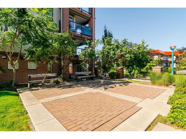 232 - 5660 201a Street, Condo with 2 bedrooms, 1 bathrooms and 2 parking in Langley BC | Image 32