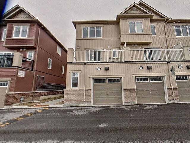 101 - 2500 Hill Rise Crt, Townhouse with 2 bedrooms, 2 bathrooms and 2 parking in Oshawa ON | Image 12