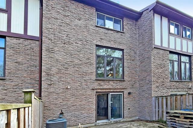 26 - 100 Burrows Hall Blvd, Townhouse with 3 bedrooms, 2 bathrooms and 2 parking in Toronto ON | Image 25