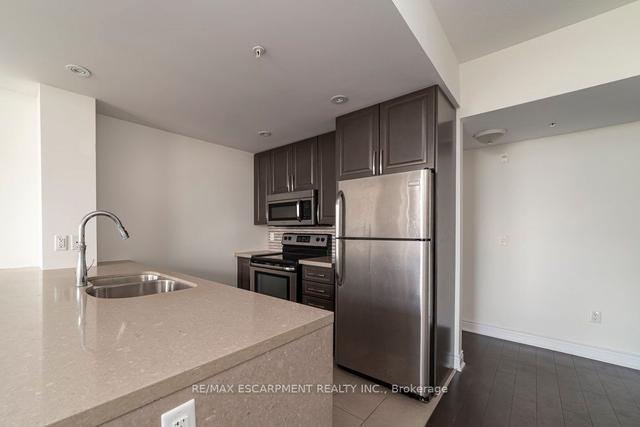 305 - 427 Aberdeen Ave, Condo with 2 bedrooms, 2 bathrooms and 1 parking in Hamilton ON | Image 11