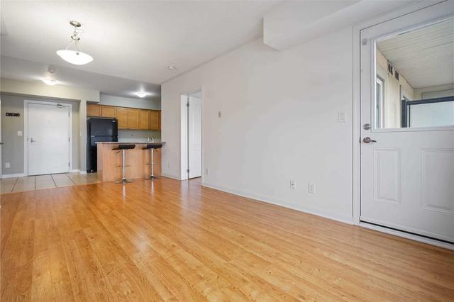407 - 60 Mendelssohn St, Condo with 2 bedrooms, 2 bathrooms and 1 parking in Toronto ON | Image 5