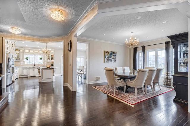 27 Lavallee Cres, House detached with 4 bedrooms, 5 bathrooms and 7 parking in Brampton ON | Image 39