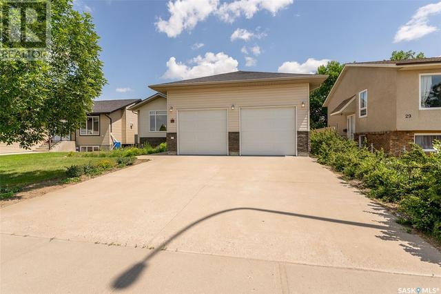 25 Arlington Avenue, House detached with 5 bedrooms, 3 bathrooms and null parking in Moose Jaw SK | Image 4