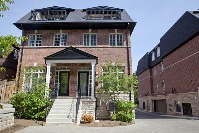 363b Roehampton Ave, Townhouse with 3 bedrooms, 3 bathrooms and 1 parking in Toronto ON | Image 1