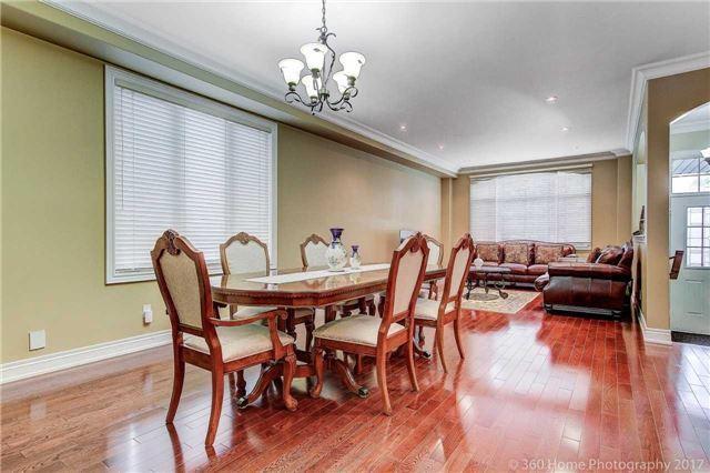 1068 Eastmount Ave, House detached with 3 bedrooms, 4 bathrooms and 4 parking in Mississauga ON | Image 6
