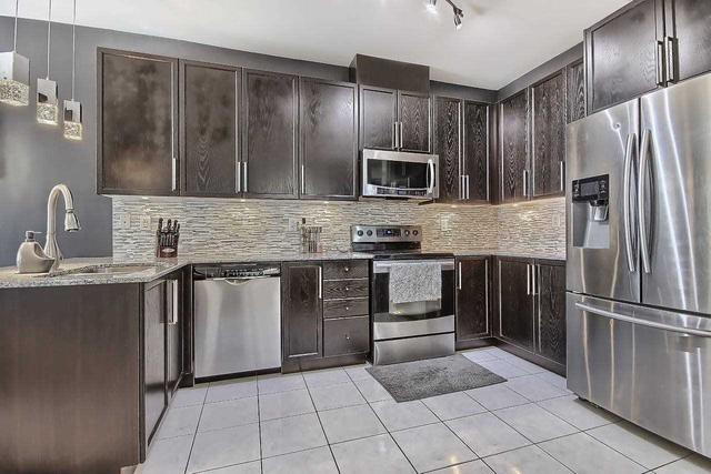 23 Fimco Cres, House semidetached with 4 bedrooms, 4 bathrooms and 2 parking in Markham ON | Image 2