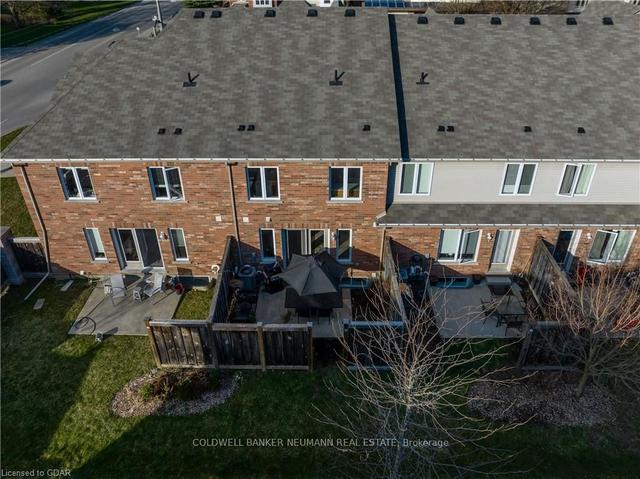 3s - 3 Summerfield Dr, Townhouse with 3 bedrooms, 4 bathrooms and 2 parking in Guelph ON | Image 32