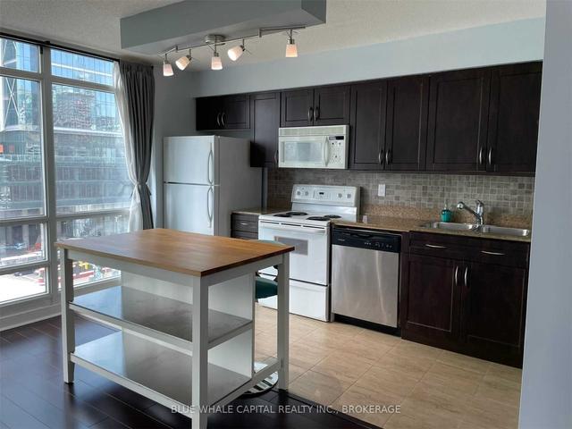 1001 - 381 Front St W, Condo with 1 bedrooms, 1 bathrooms and 0 parking in Toronto ON | Image 10