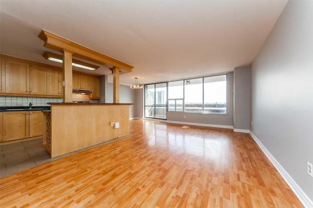 709 - 11 Wincott Dr, Condo with 3 bedrooms, 1 bathrooms and 2 parking in Toronto ON | Image 4
