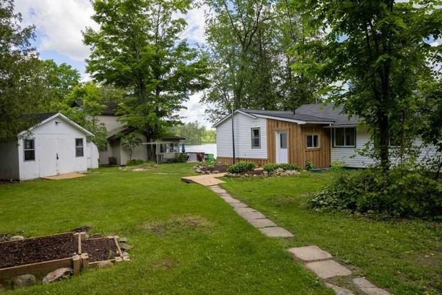1028 Hamilton Lane, House detached with 3 bedrooms, 1 bathrooms and 5.5 parking in South Frontenac ON | Image 26