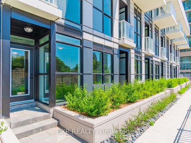 119 - 251 Manitoba St, Townhouse with 2 bedrooms, 3 bathrooms and 1 parking in Toronto ON | Image 1
