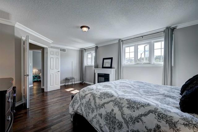 2 Springwood Crt, House detached with 4 bedrooms, 3 bathrooms and 4 parking in Barrie ON | Image 14