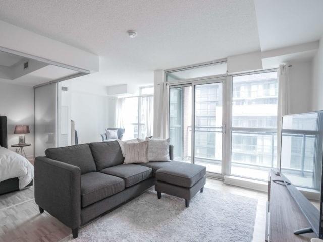 506 - 1171 Queen St W, Condo with 1 bedrooms, 1 bathrooms and null parking in Toronto ON | Image 8