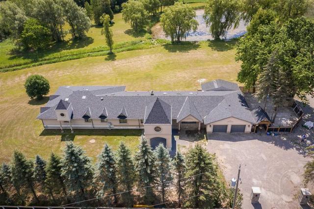 2391 Doane Rd, House detached with 6 bedrooms, 6 bathrooms and 22 parking in East Gwillimbury ON | Image 1