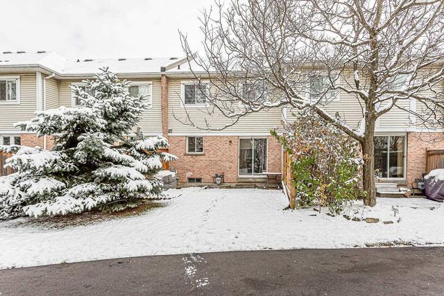 81 Wickstead Crt, Condo with 3 bedrooms, 3 bathrooms and 2 parking in Brampton ON | Image 32
