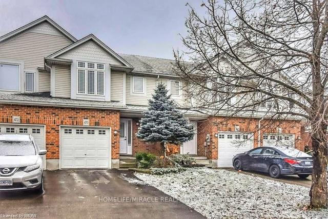 470 Annapolis Crt, House attached with 3 bedrooms, 3 bathrooms and 3 parking in Waterloo ON | Image 12