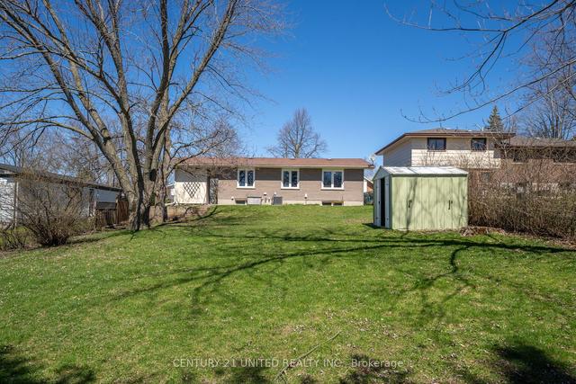 1011 Cumberland Ave, House detached with 3 bedrooms, 2 bathrooms and 3 parking in Peterborough ON | Image 28