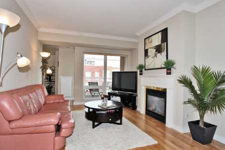 lph 6 - 40 Old Mill Rd, Condo with 2 bedrooms, 3 bathrooms and 2 parking in Oakville ON | Image 2