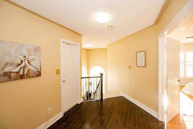85 Forestgrove Circ, House detached with 3 bedrooms, 4 bathrooms and 6 parking in Brampton ON | Image 10