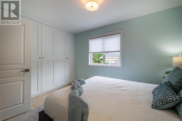 309 Bella St, House detached with 2 bedrooms, 3 bathrooms and 1 parking in Victoria BC | Image 20