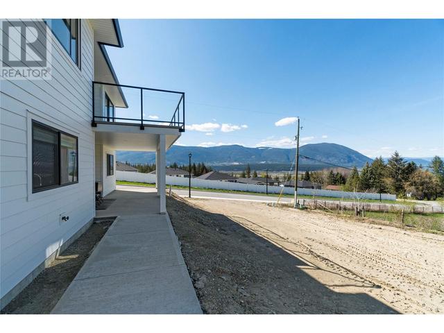 1021 16 Avenue Se, House detached with 6 bedrooms, 3 bathrooms and 2 parking in Salmon Arm BC | Image 44