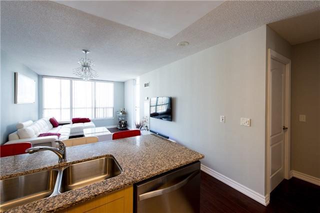 1001 - 60 Disera Dr, Condo with 1 bedrooms, 1 bathrooms and 1 parking in Vaughan ON | Image 12